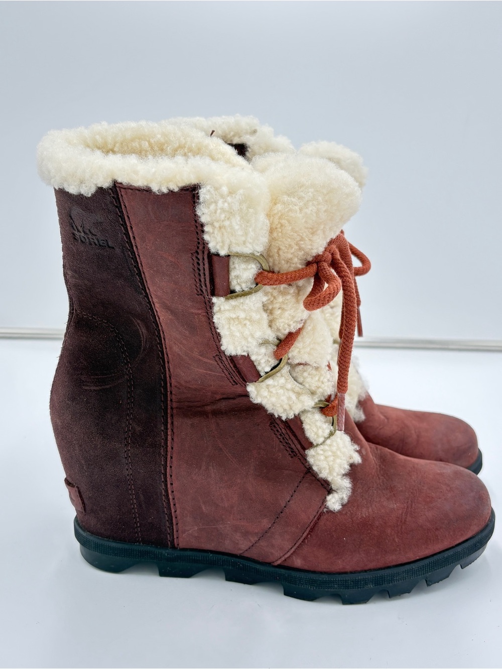 Sorel Joan of Arctic Boot Mid Lamb Shearling Wedge II Waterproof Cattail Sz 7.5